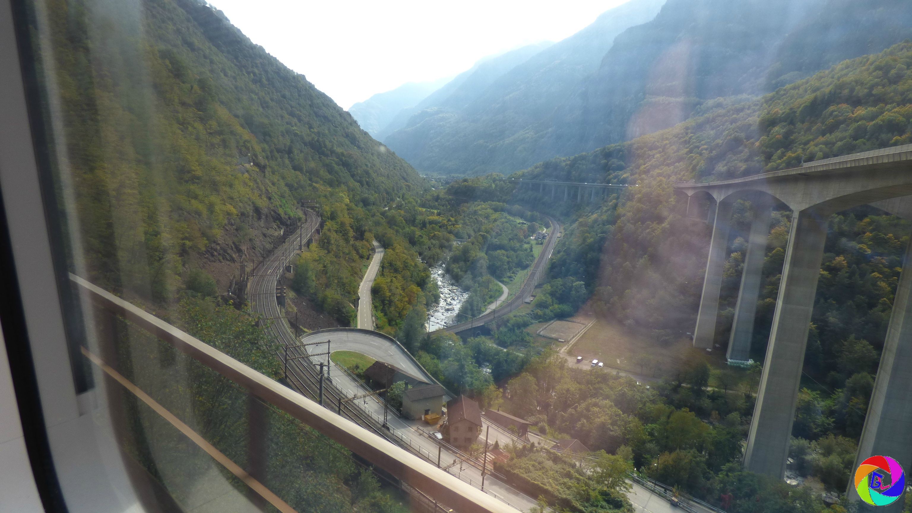 Train does loops in tunnels to gain height